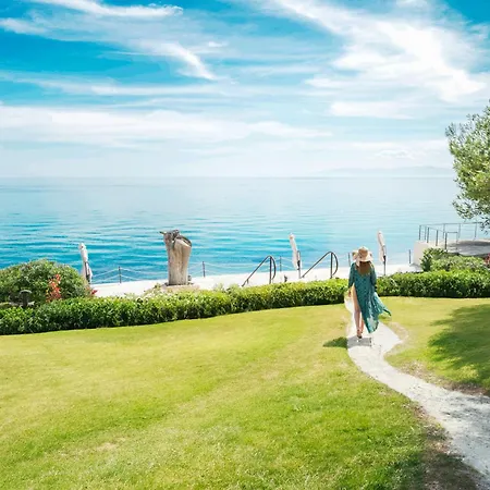 Iconic Prive Beachfront Villa Mola Kaliva Extérieur photo
